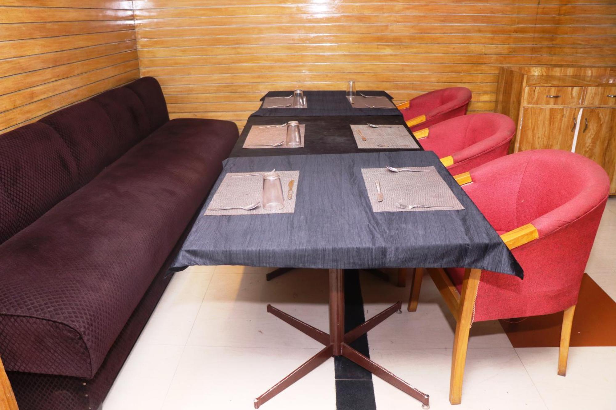 פאטנה Hotel Samrat International מראה חיצוני תמונה