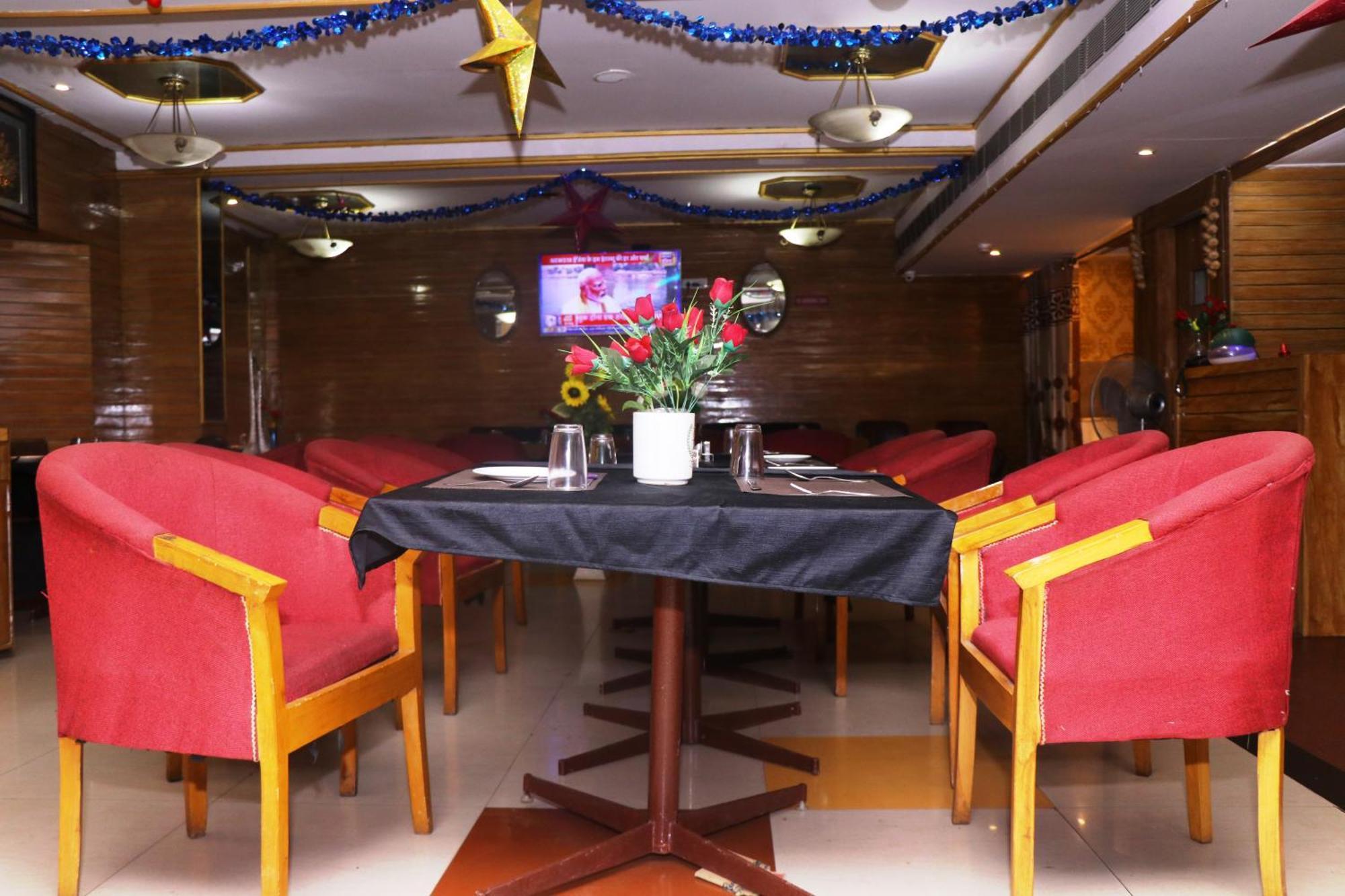 פאטנה Hotel Samrat International מראה חיצוני תמונה