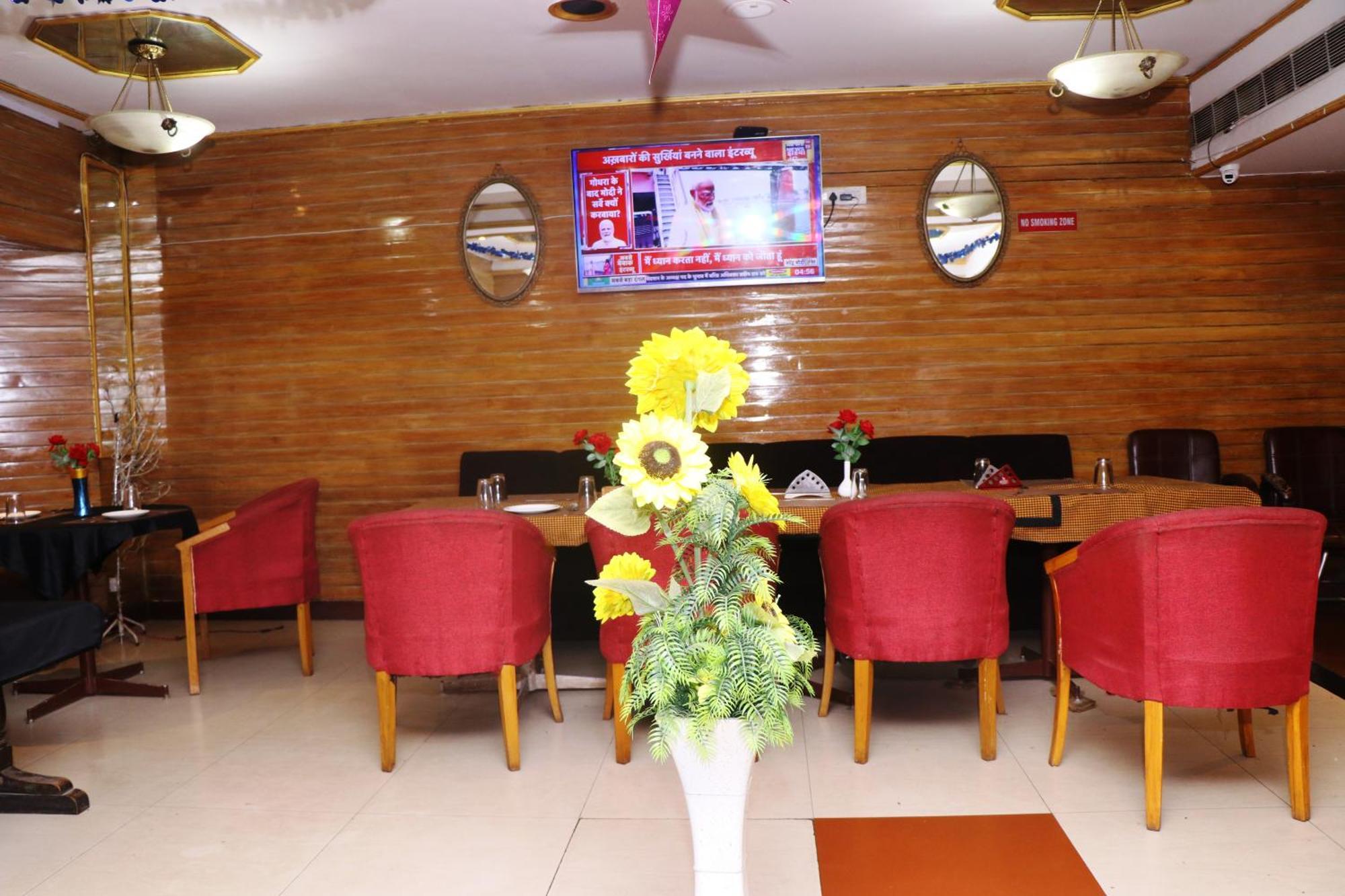 פאטנה Hotel Samrat International מראה חיצוני תמונה