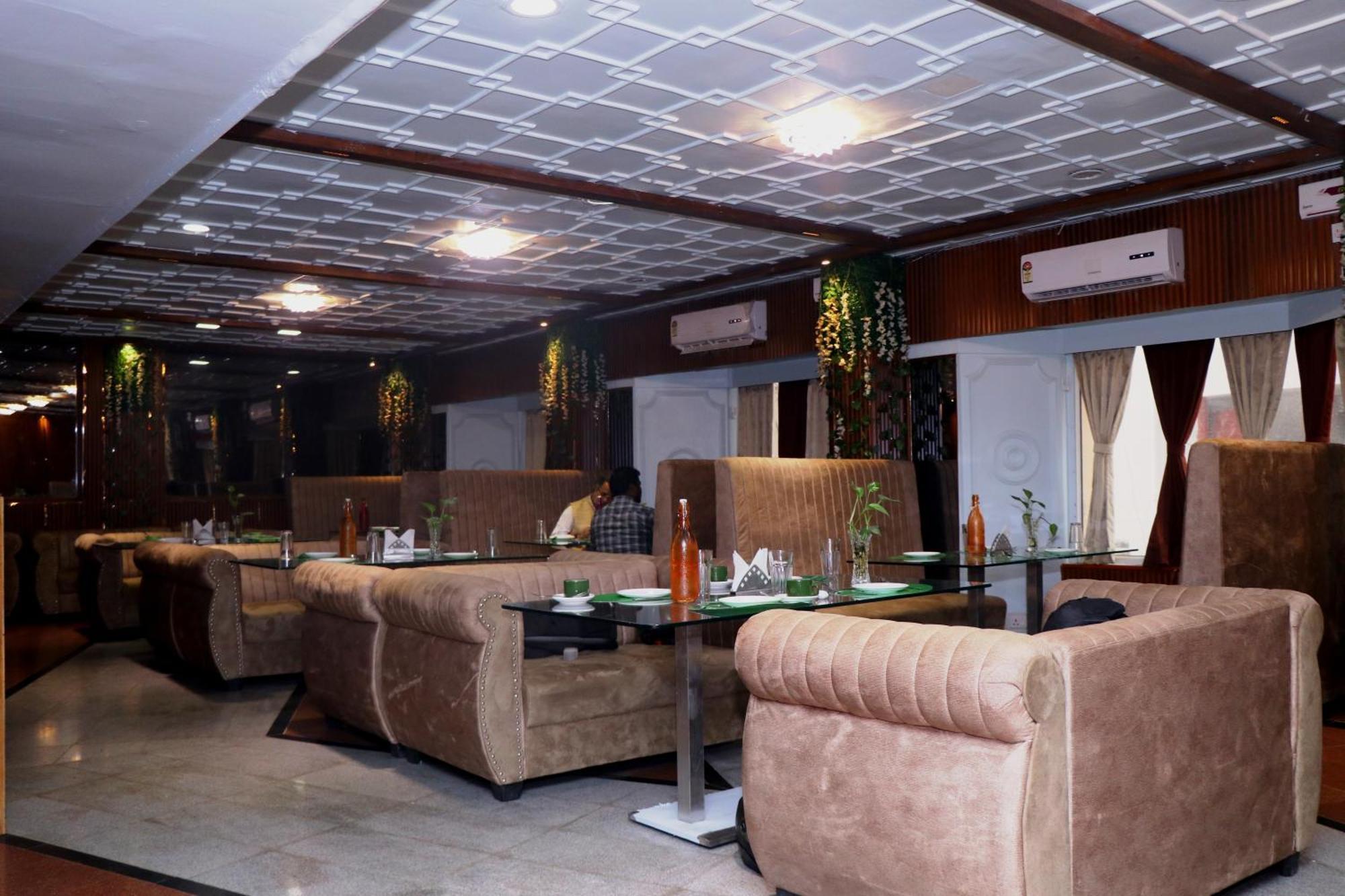 פאטנה Hotel Samrat International מראה חיצוני תמונה